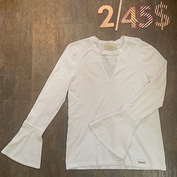 2/45$ ❤️ Beautiful white Michael Kors blouse ❤️ - Picture 1 of 2